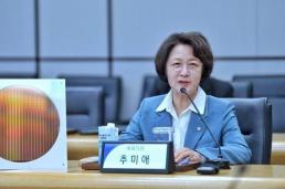 李 공소 취소 요구·대법원장 압박…법조계 삼권 분립 위협