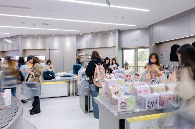 SM 공식 MD 매장 ‘SMTOWN STORE 상하이