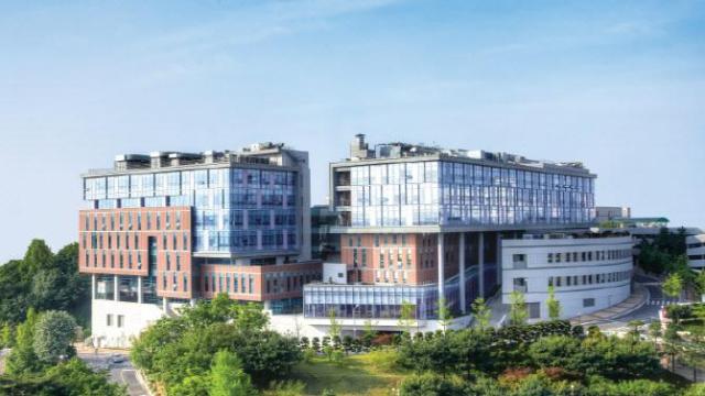 Korea University, UNIST team up to build Korean version of Harvard-MIT HST