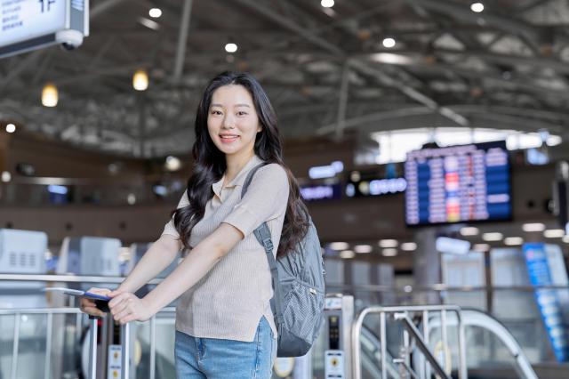 South Korea online shopping hits record as travel demand defies fuel surcharges