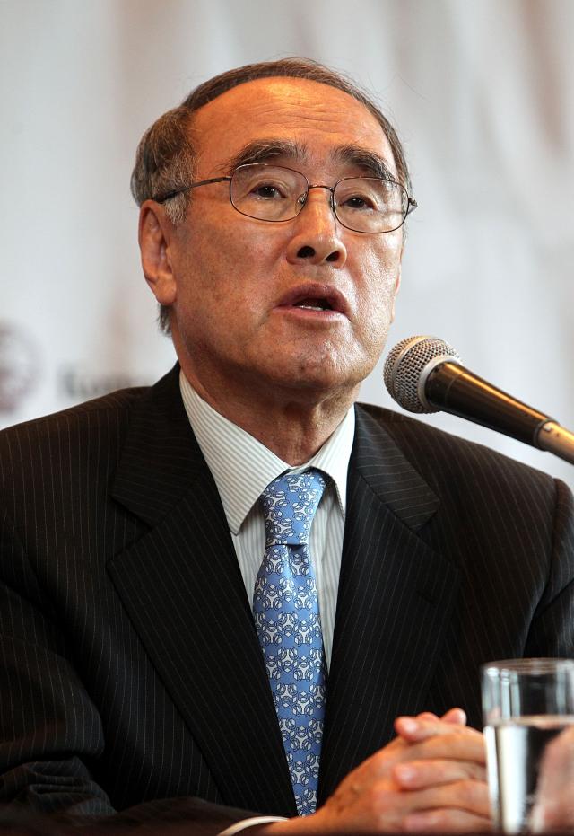 This profile image shows former Prime Minister Lee Hong-gu  YONHAP