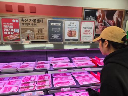 환율·유가 직격탄…수입·국산 축산물 가격 다 오른다
