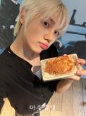 Cravity’s Seongmin Makes Strawberry Mousse Bungeoppang as Fan Gift, Inspired by Anime