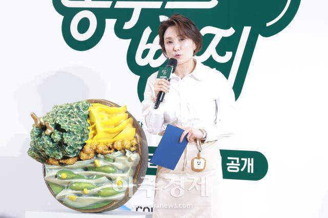 [포토] 박경림, 귀여운 식빵키링과 함께 (봉주르빵집 제작발표회)