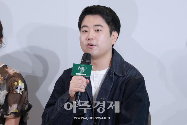 [포토] 인사말 하는 박근형 PD (봉주르빵집 제작발표회)