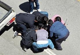 Gwangju stabbing suspect, 24, allegedly roamed with knives for two days before killing student