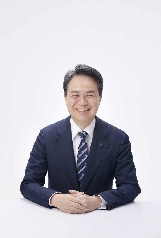 진옥동 신한금융지주 회장 사진신한금융