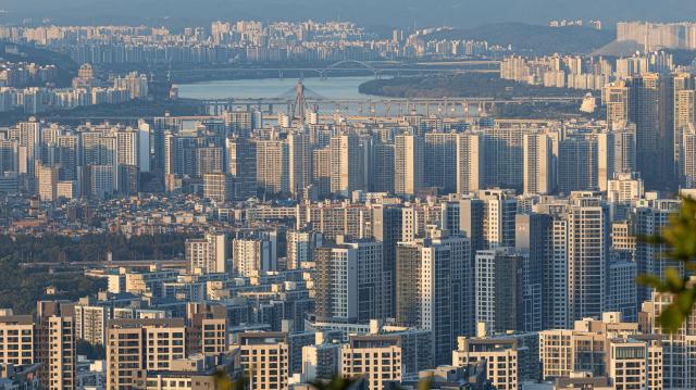 A view of apartment complexes seen from Guryongsan in Seocho gu Seoul on October 5 2024 Aju Business Daily Yoo Dae gil