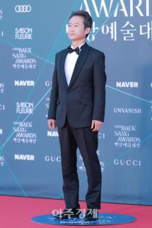 [포토] 유승목, 백상예술대상 with 구찌 시상식 참석