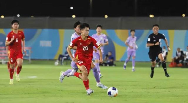 베트남 U17 대표팀은 선제골을 넣었지만 리드를 지키지 못했다 사진베트남 축구 연맹