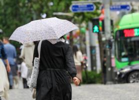 Rain brings relief to Seoul after weeks of early summer heat