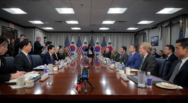 Seoul walks tightrope at Korea-U.S. defense talks amid Hormuz crisis