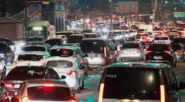中国氢燃料电池堆首次搭载韩国汽车 中企扩大新能源产业链影响力