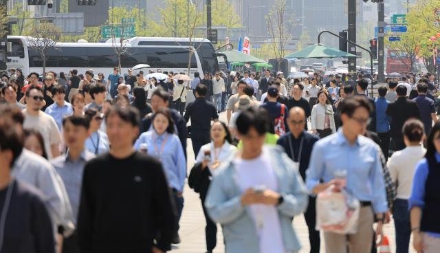 부처님오신날 현충일이 다가오면서 대체공휴일에 대한 관심이 높아지고 있다 사진연합뉴스