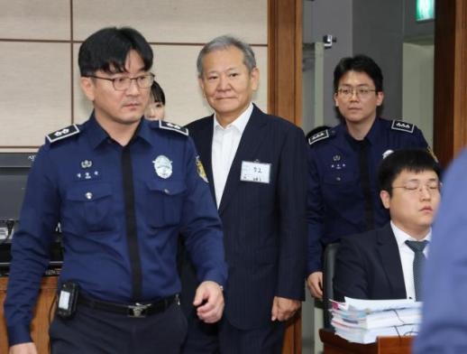 언론사 단전·단수 이상민 항소심서 징역 9년…위법한 지시 이행하며 내란 가담