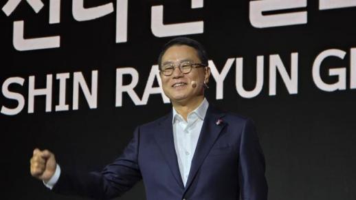 40살 신라면 조용철 농심 대표 2030년 그룹 매출 7조 이상 목표