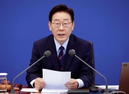 李대통령 정책실장 말은 초과세수 배당…초과이윤 주장은 음해