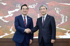 Finance Ministry and Bank of Korea Leaders Meet to Enhance Policy Cooperation