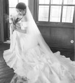 Musical Actress Kim Hwan-hee Announces Wedding on May 18