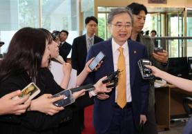 Foreign minister vows follow-up response over attack on HMM vessel Namu