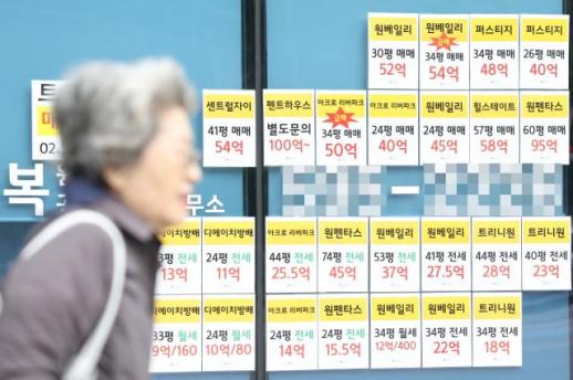 [데스크 칼럼] 전세절벽이 밀어올린 서울 집값…시장은 다시 불안을 사기 시작했다