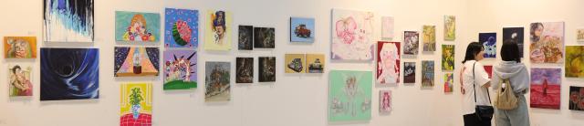 Visitors view artworks at the Seoul Art Fair held at SETEC in Daechi-dong Gangnam-gu Seoul May 15 2026 AJP Han Jun-gu