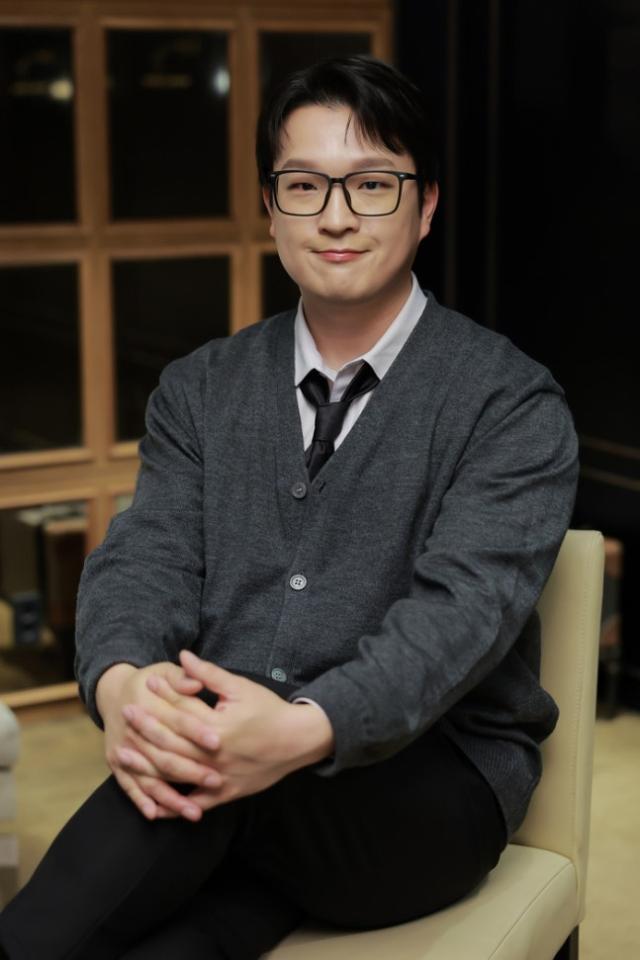 교생실습 김민하 감독 사진스튜디오 산타클로스엔터테인먼트