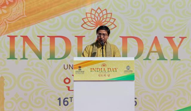 Indian Ambassador to South Korea Gaurangalal Das delivers his welcoming remarks at the inaugural India Day festival held at Mulbit Square in Yeouido Hangang Park on May 16 AJP Yoo Na-hyun 