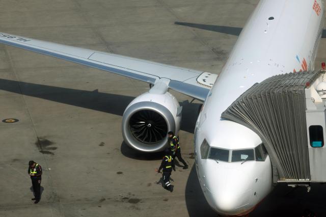 This undated file photo shows an airliner on the apron at Incheon International Airports Terminal 1 Yonhap