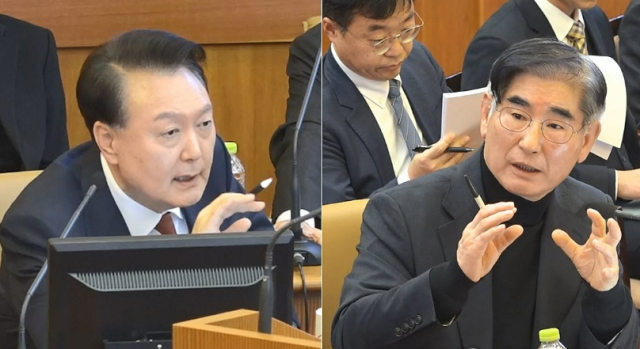 윤석열 전 대통령왼쪽과 김용현 전 국방부 장관 사진헌법재판소