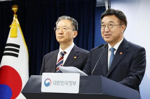 정부 "6·3 지방선거 허위·가짜뉴스 무관용...공무원 줄서기 엄단"