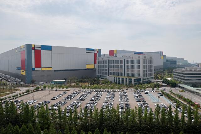 Samsung Live: Seoul presses management and union not to give up on talks 