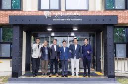 부천 아파트 5층서 불…30대 남성 사망