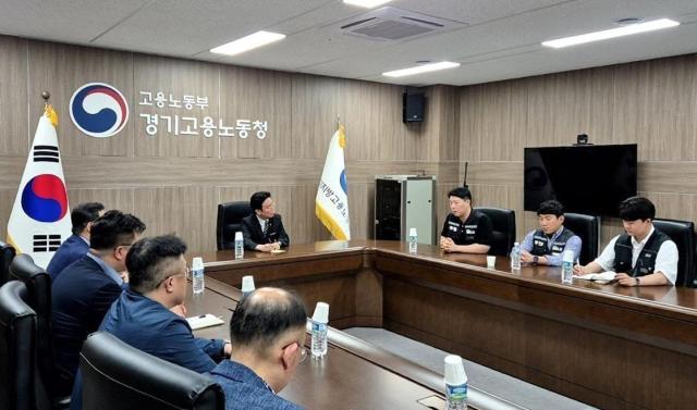 Samsung Live: Samsung Union halts historic strike after eleventh-hour wage deal