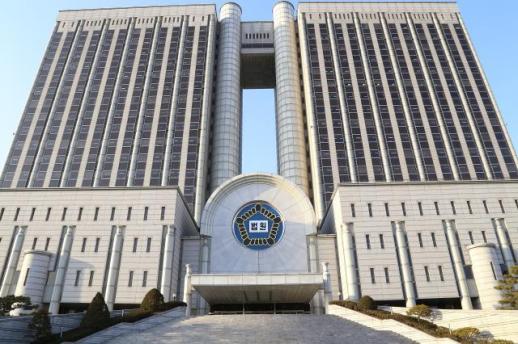 GS리테일 하청업체서 부당수취 2심 벌금 15억…무죄 뒤집혀