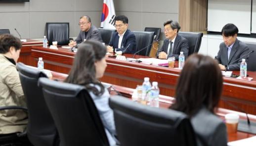 권익위, 같은 뜻이면 표준어 아니라도 정답 인정해야