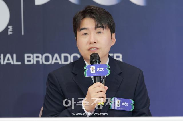 [포토] 인사말 하는 ​​​​​​​김환 해설위원