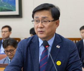 Hàn Quốc thúc đẩy chuyển đổi năng lượng xanh, kết hợp điện hạt nhân và năng lượng tái tạo
