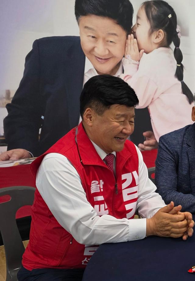 김주홍 울산교육감 후보 사진김주홍 울산교육감후보 캠프