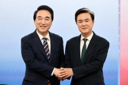 李대통령 자유로운 비판·조언…국가기구라 조직 원리도 작동