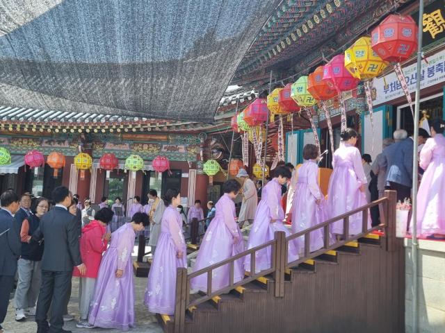 삼락사 부처님 오신날 사진이동원 기자