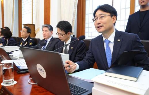 1500원대 환율 장기화 조짐…구두개입에도 약발 안 먹혔다
