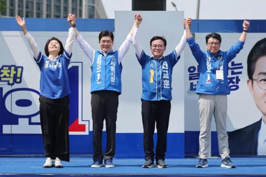 진성준 등 서울시 前 부시장, 오세훈 직격…철근누락 사과해야