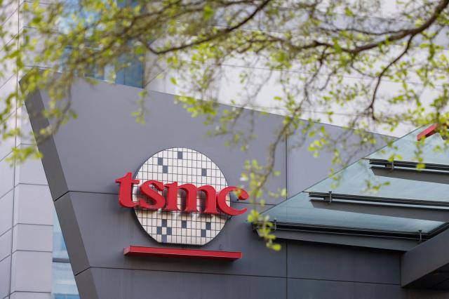 TSMCs fabrication plant in Hsinchu Taiwan REUTERS-Yonhap