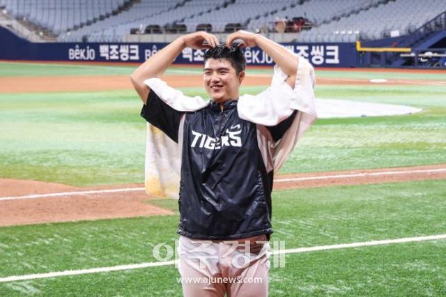 26일 키움과 경기에서 승리투수가 된 기아 타이거즈 김태형 선수사진기아타이거즈