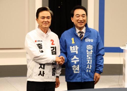 [6·3 지방선거] 충남 행정통합·채무 공방…박수현 "속은 빚덩이" vs 김태흠 "도정 체질 바꿔"