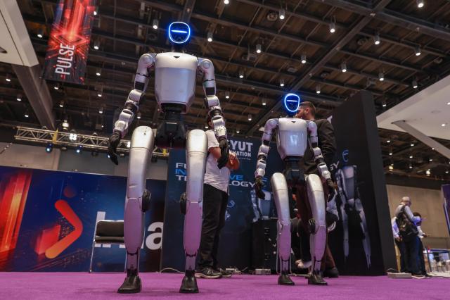 Chinese Humanoids on display during the ImagiNxt 2026 event in Mumbai India 22 May 2026 ImagiNxt 2026 is a two day event where people can witness Indias technology and innovation and explore AI deeptech fintech robotics and the future of work with hundreds of startups and investors EPAYonhap