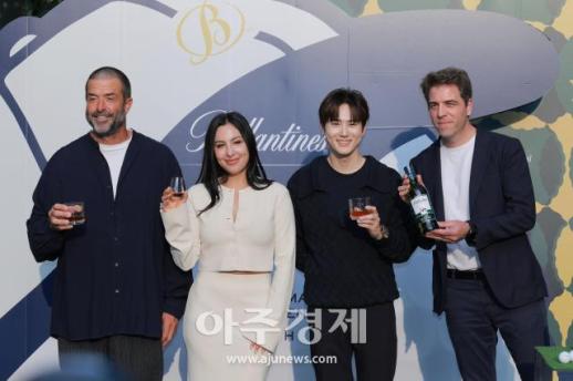 [포토] 발렌타인x말본 신제품 론칭 포토콜