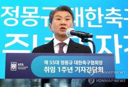야구 직관부터 댕댕이 신분증까지…여행업계, 독점적 경험에 사활