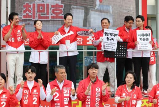 장동혁 1표 차로 져도 패배...대한민국 구해달라